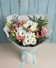 Букет цветов из:  Розы, Лизиантусы и Хризантемы в Орле