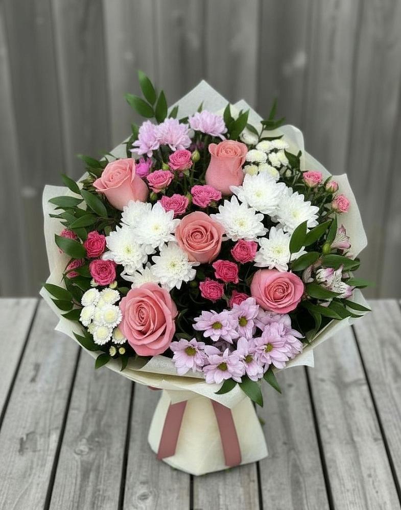 Букет цветов из: Альстромерии, Гвоздики, Розы и Хризантемы в Орле
