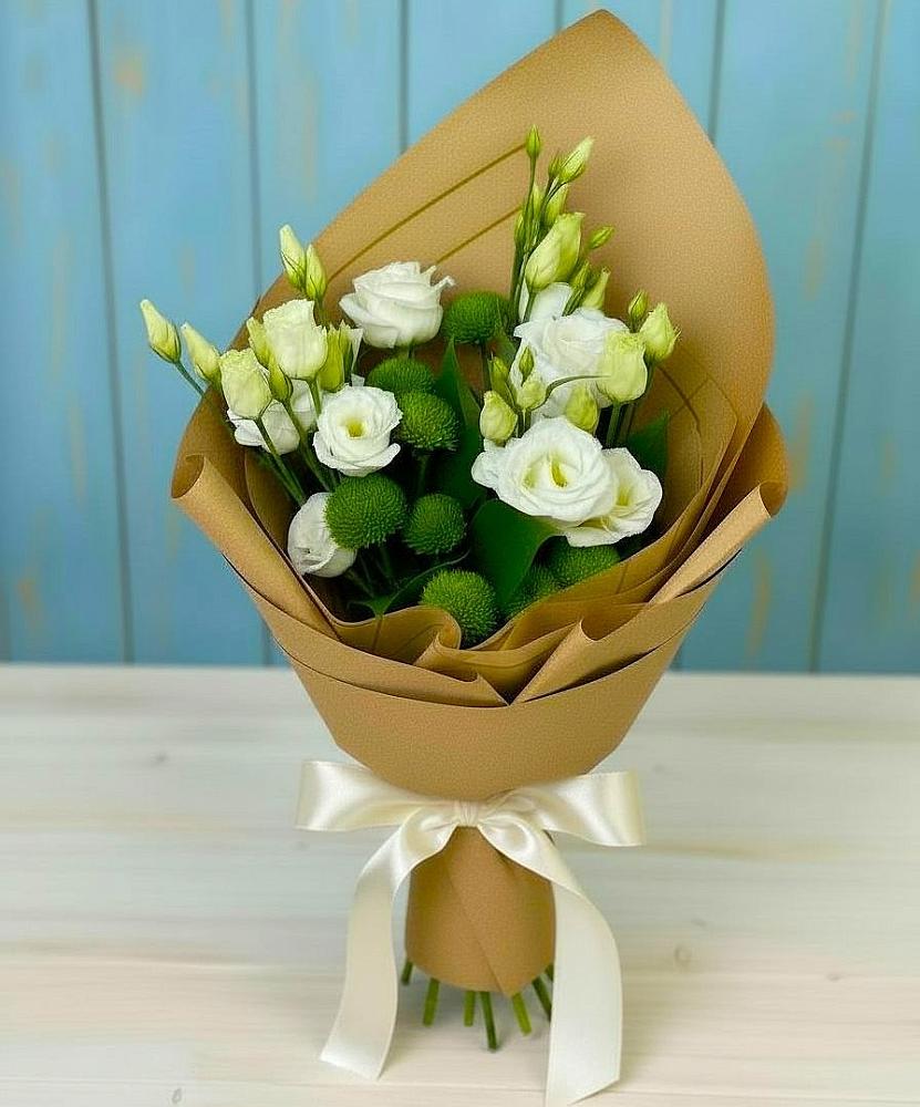 Букет цветов из: Хризантемы и Лизиантусы в Орле