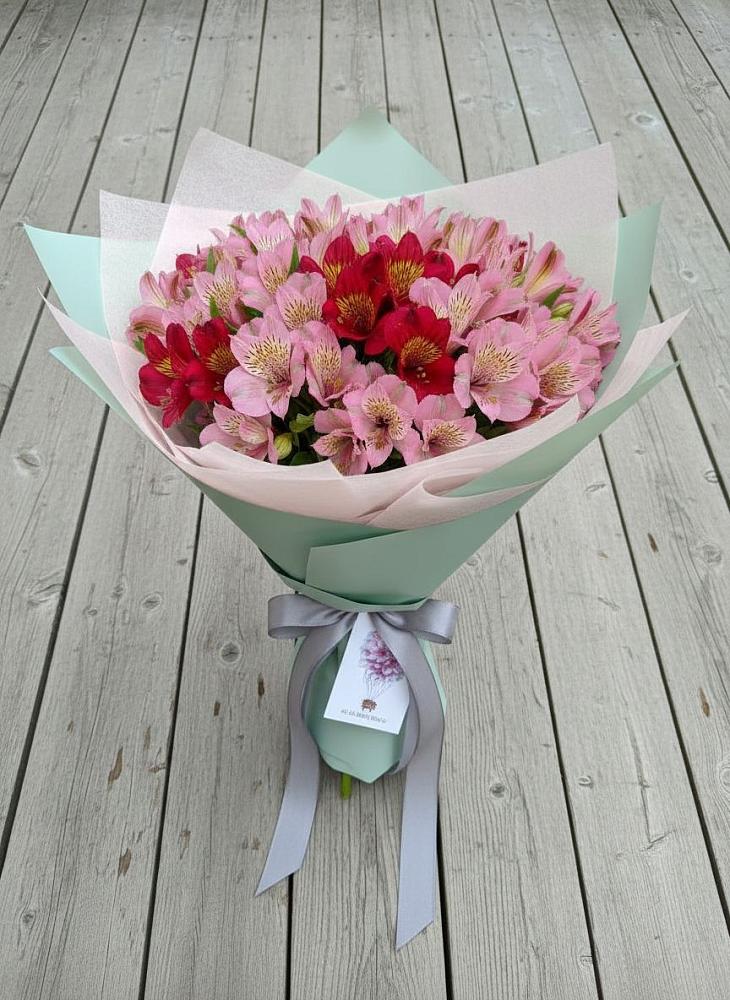 Букет цветов из: Альстромерии в Орле