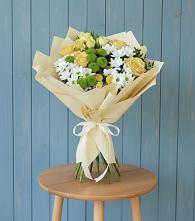 Букет цветов из:  Хризантемы и Розы в Орле