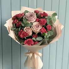 Букет цветов из:  Гвоздики и Розы в Орле