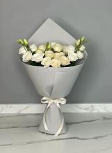 Букет цветов из:  Розы и Лизиантусы в Орле